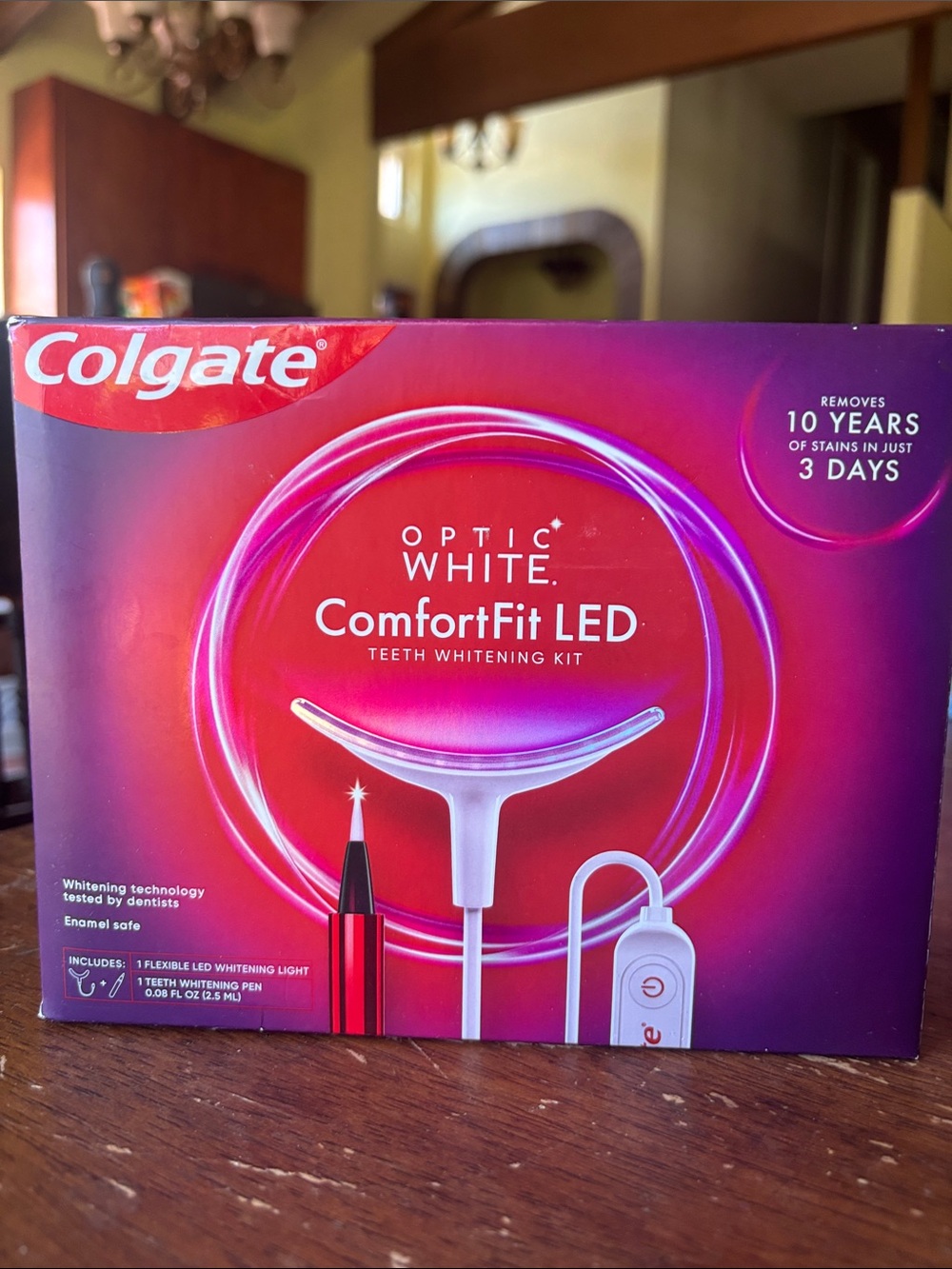Colgate Optic White ComfortFit LED Teeth Whitening Kit - Pink/Purple
